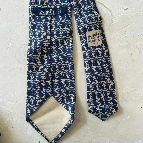 HERMES Men's Necktie Tie Silk High Brand All Over Easter Rabbit Pattern Blue - Picture 9 of 11